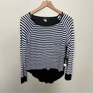 Kerisma NWT Black and White Monochrome Striped Knit Long Sleeve Top Medium Large